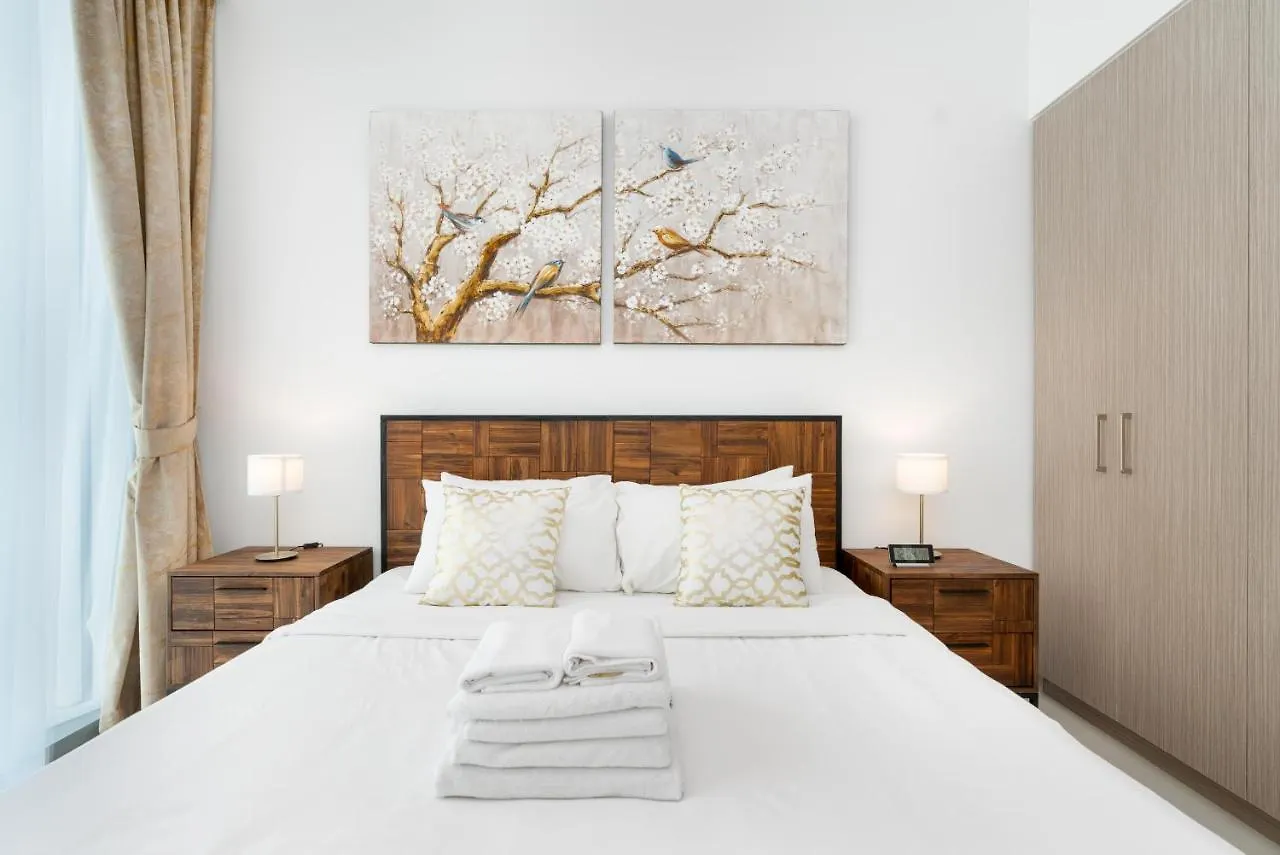 Lux Bnb The Grand Creek Harbor Views Dubai United Arab Emirates